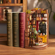 Charger l'image dans la galerie, Silent Corner Study