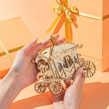 Charger l'image dans la galerie, Carrosse Enchanté