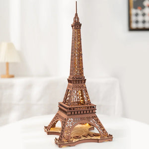 La Tour Eiffel Lumineuse
